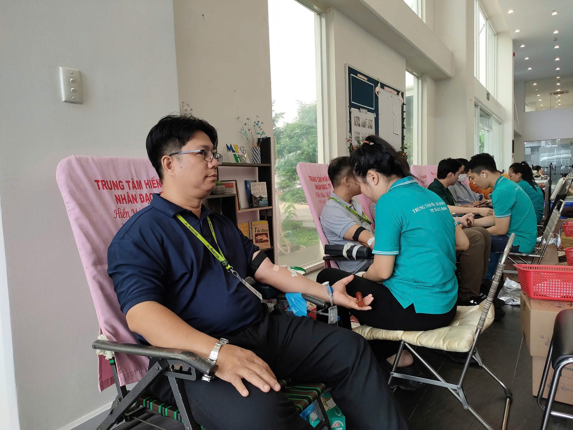 Averna Vietnam fait un don lors de la journée du don du sang