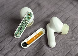 wireless earbud - internal components
